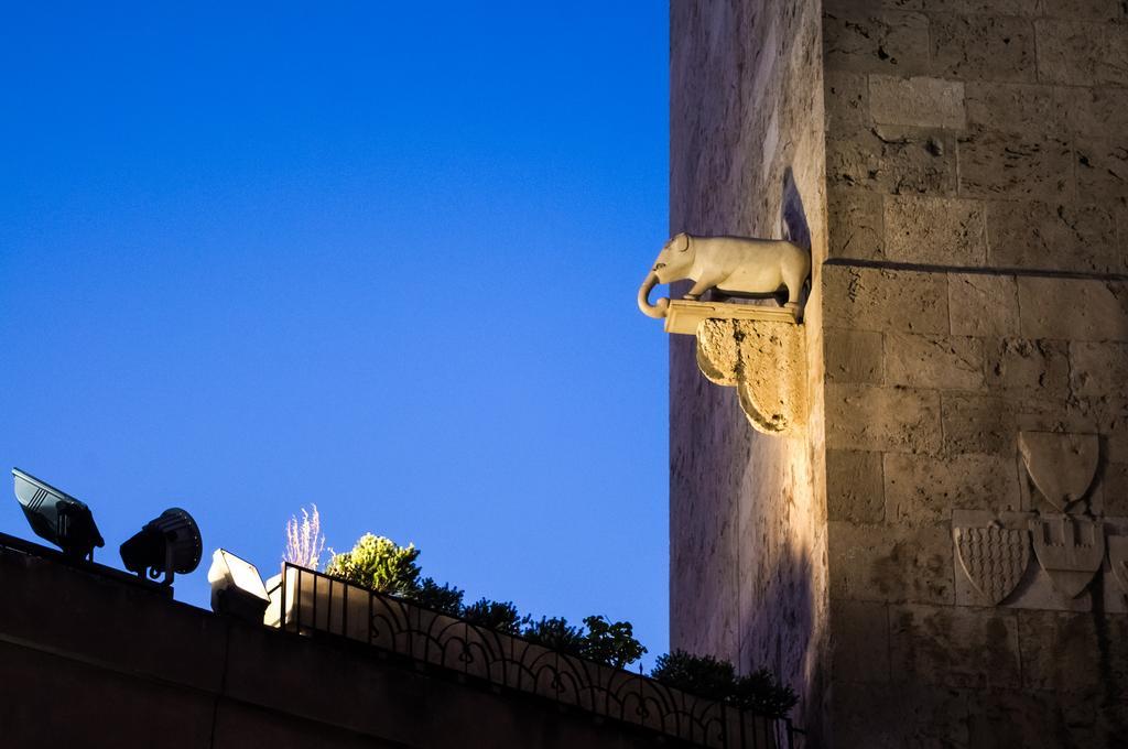 Il Gallo Bianco Кальяри Экстерьер фото